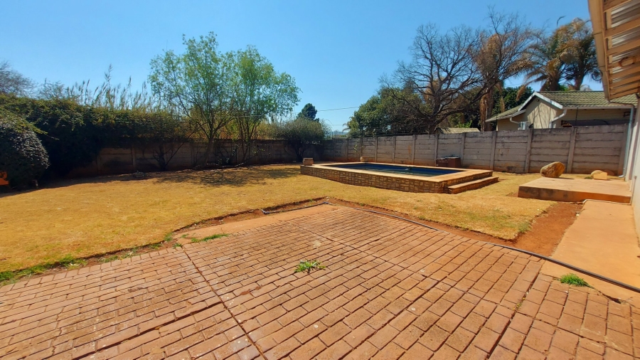 3 Bedroom Property for Sale in Meerhof North West